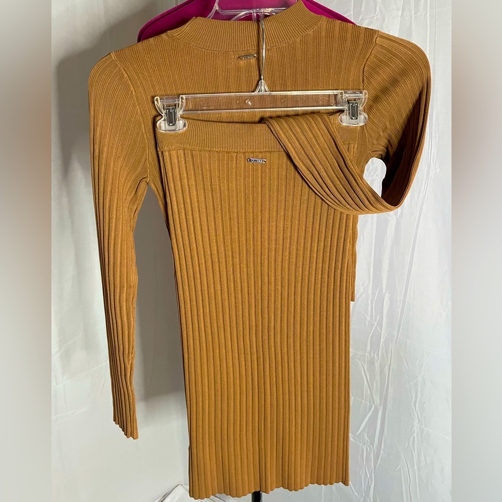 Guess Matching Knit Set- Camel Color, Size S - Ne… - image 1
